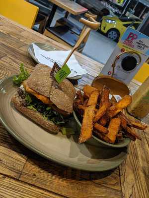 Nandos Marriott Waters