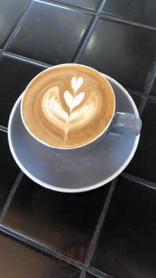 Pearl And Ash Cafe And Wine Bar