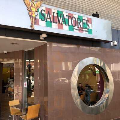 Salvatores Cafe