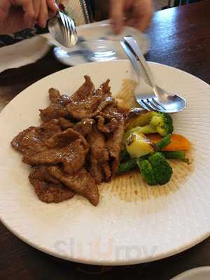 Tataki Japanese Resturant