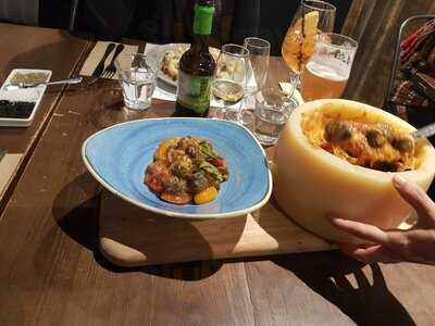 48h Pizza E Gnocchi Bar Elsternwick