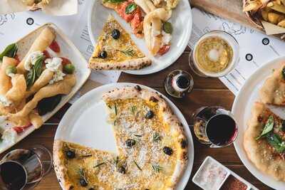 48h Pizza E Gnocchi Bar Elsternwick