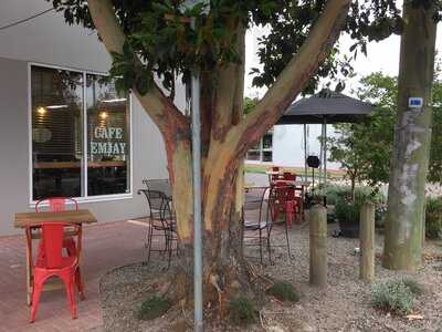 Cafe Emjay
