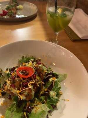 Toddy Cafe, Bar, Restaurant