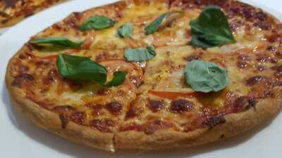 Moonee Ponds Pizza Restaurant