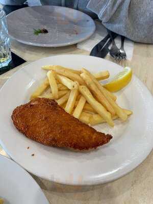 Montmartre By The Sea