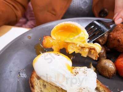 King Of The Castle Cafe