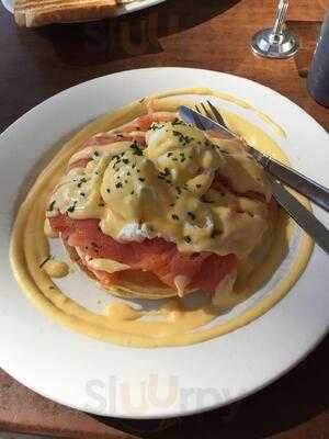 Pancakes In Paradise