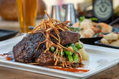 Beach St Garden Gallery & La Bel Amici Cafe