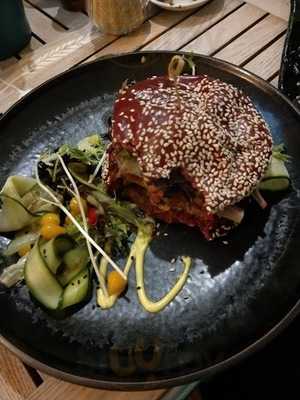 Celsius Cafe Restaurant & Bar