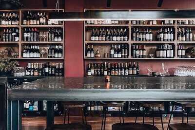 The Vale Bar And Eatery