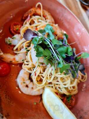 Ginger Annie Bar And Restuarant