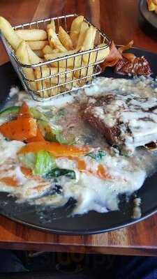 Bailey Bar And Bistro