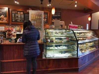 Gloria Jeans Kingsway