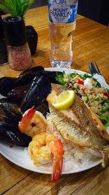 Captain And Co Fish Bar