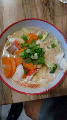 Lemongrass Thai On Sundale