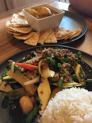 Lemongrass Thai On Sundale