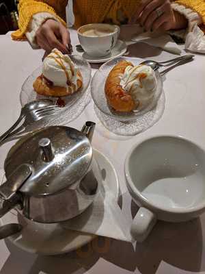 Ah'loys Malaysian Restaurant