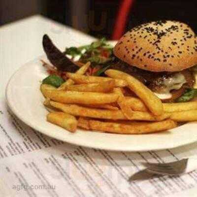 Momentum Cafe Karingal