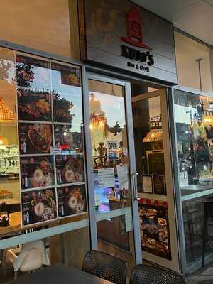 Kubo’s Cafe Bar & Grill