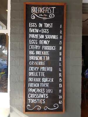 The Loungeroom On James