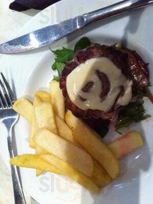 The Loungeroom On James