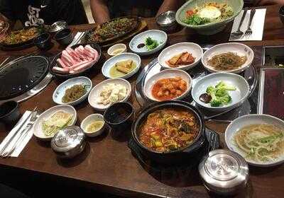 Bi Won Cafe & Charcoal Grill Korean Restaurant