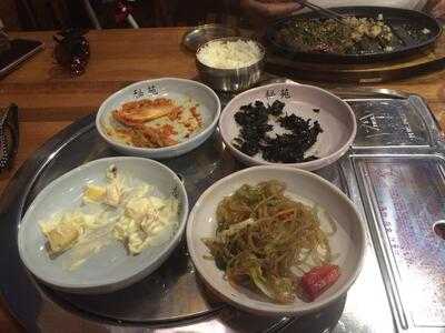 Bi Won Cafe & Charcoal Grill Korean Restaurant