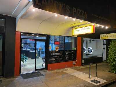 Larry's Pizza
