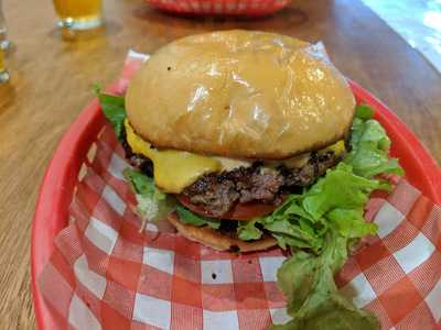 Ivy Cafe & Restaurant