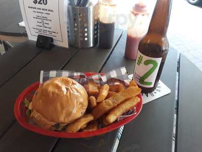 Ivy Cafe & Restaurant