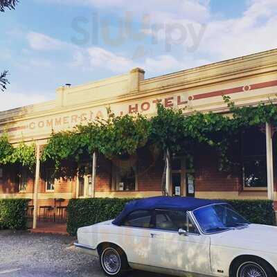 Commercial Hotel Kingston