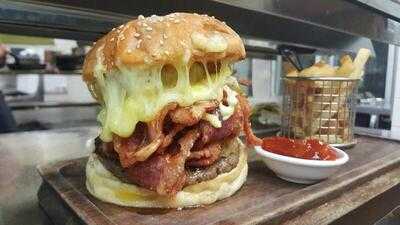 The Northshore Tavern