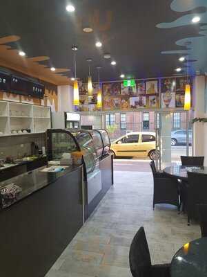 Happy Cafe And Cream House