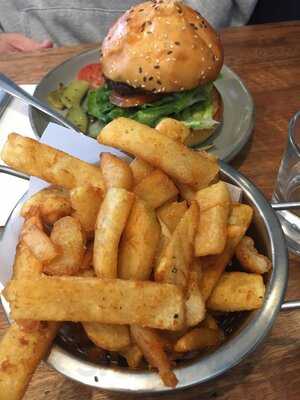 Sebastian's Food & Wine