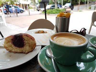 Felix Espresso And Wine Bar