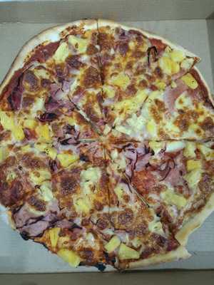 Pizza Hut Beverly Hills