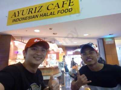 Ayuriz Cafe Restaurant