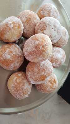 Harry's Cafe De Wheels - Woodbine