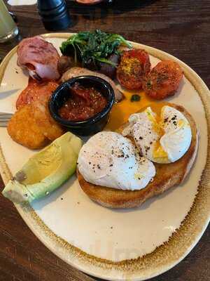 Bean & Base-cafe & Bar