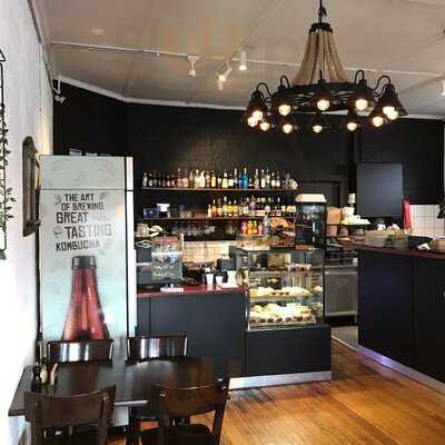 Bean & Base-cafe & Bar