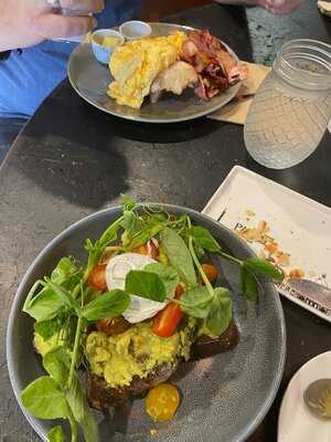 Ruby G’s Canteen And Bakery