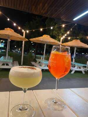 Snapper Rocks Bar & Kitchen