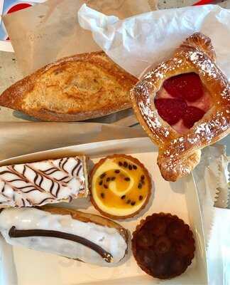 Noosa Hot Bread Shop