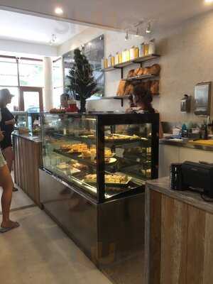 Noosa Hot Bread Shop