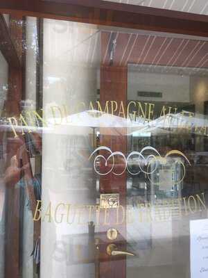 Noosa Hot Bread Shop