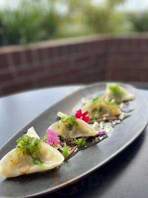 Falvey's Hotel Yamanto