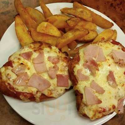 Kokoz Pizza & Double Dogs