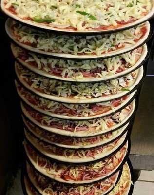 Kokoz Pizza & Double Dogs