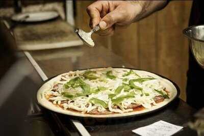 Kokoz Pizza & Double Dogs